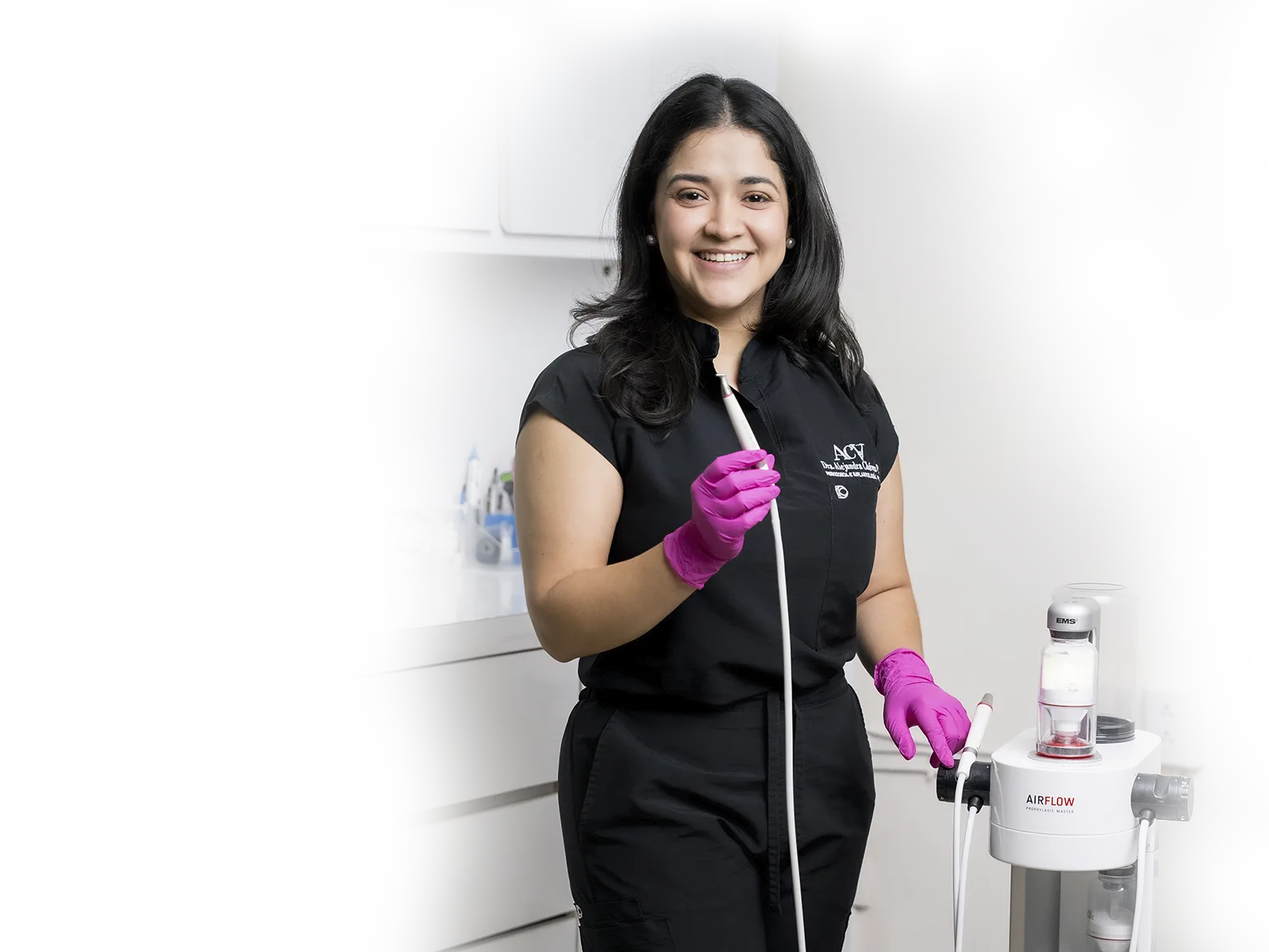Dra. Alejandra Chávez, periodoncista en Monclova